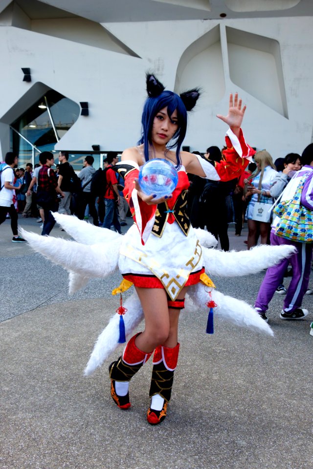 Cosplayer of Ahri, League of Legends at PF25 20161105a
