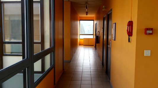 Couloir bâtiment doctorat Lille III
