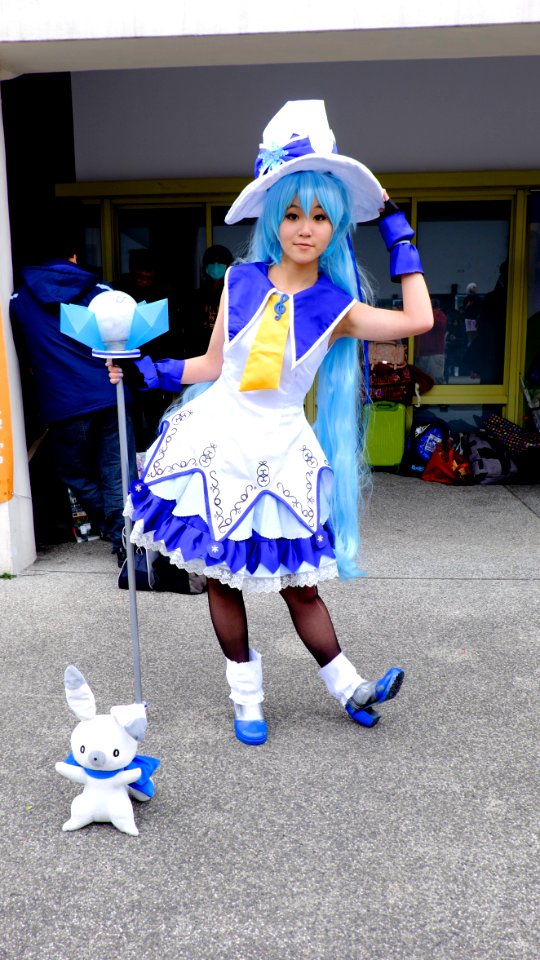 Cosplayer of Hatsune Miku Snow in FF25 20150131a