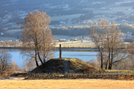 Burial mound at Dale Gudbrands gård