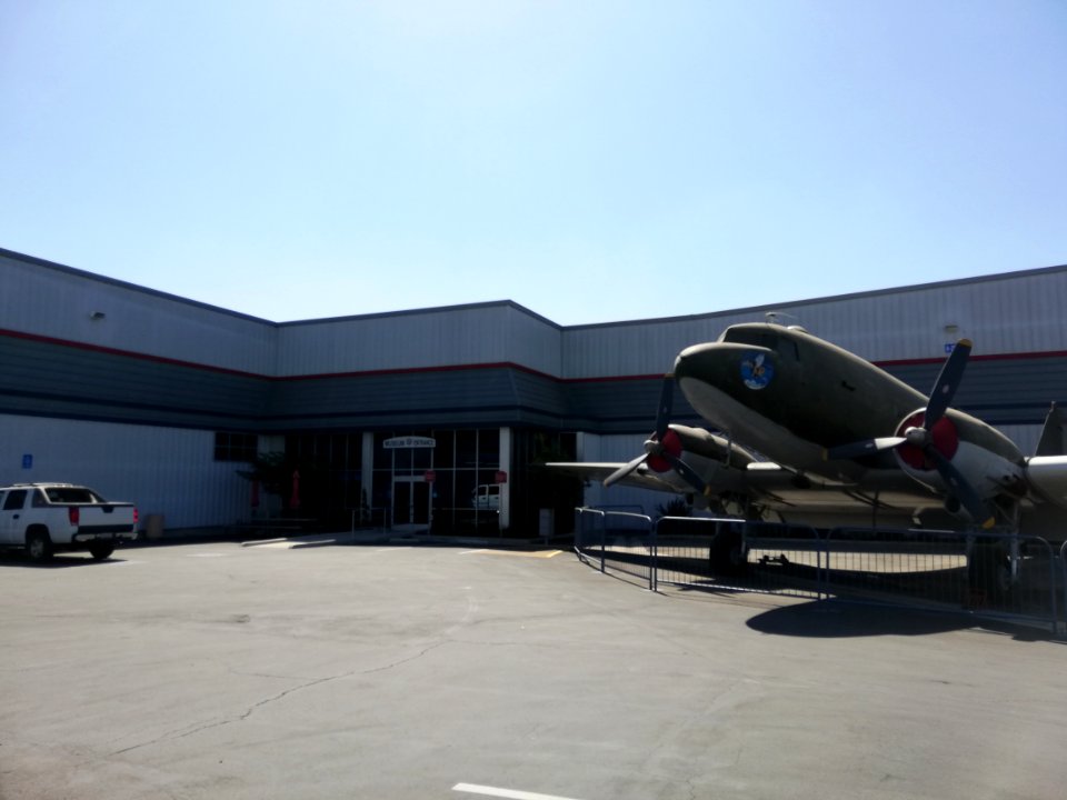 Building of Yanks Air Museum 2019-09-20 01