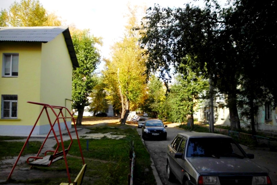 Buildings 12a-10a-12 along Commune Street