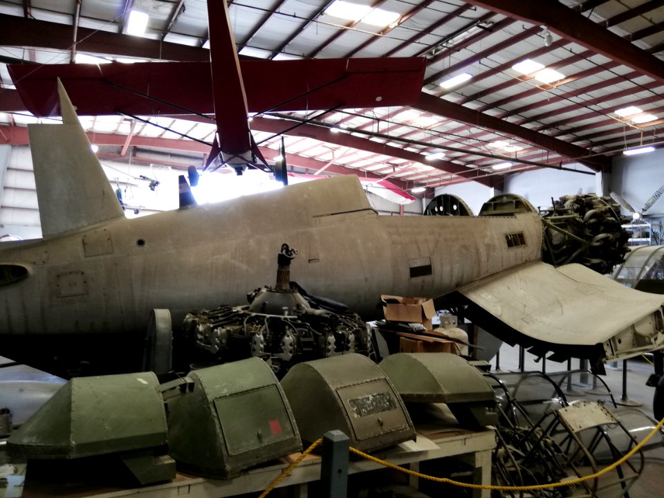 Chance Vought F4U-4B Corsair (N47991) (26371451353)