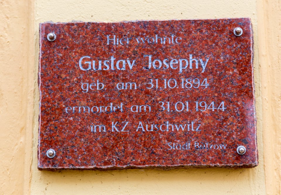Buetzow Am Markt 6 03