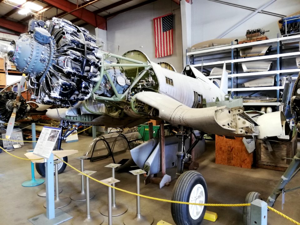Chance Vought F4U-4B Corsair (N47991) (26371451351)