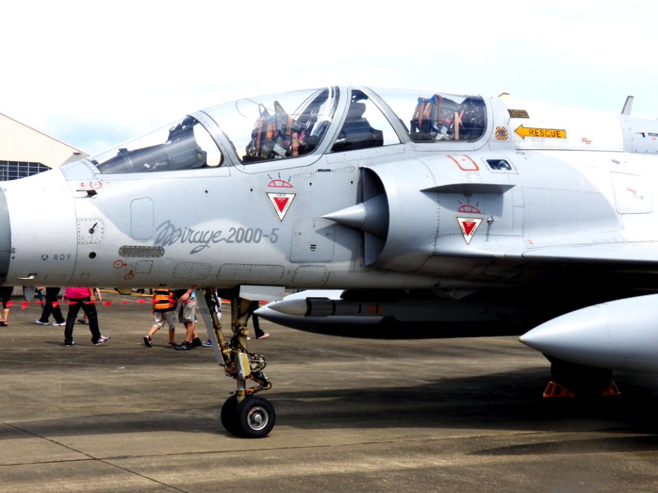 Canopy of ROCAF Mirage 2000-5DI 2060 Display at Chiayi AFB Apron 20120811