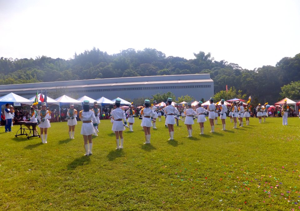 Caotun Commercial & Industrial Vocational Senior High School Marching Band Performing 20121013d