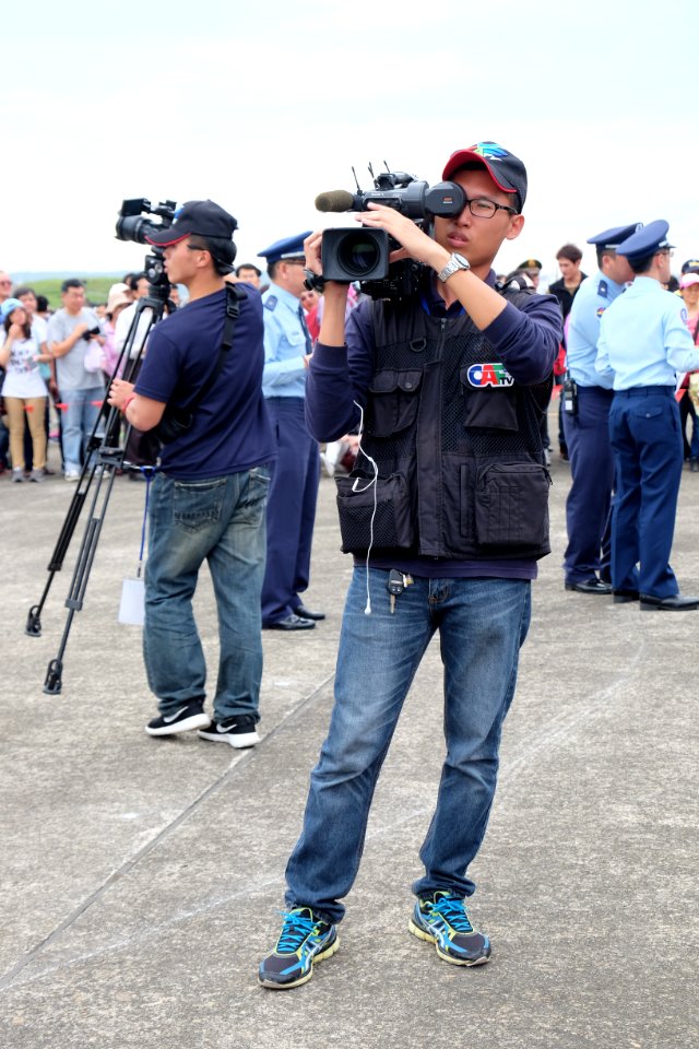 CAF TV Cameraman in Hsinchu Air Force Base Apron 20151121