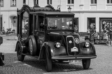 Oldtimer transport truck photo