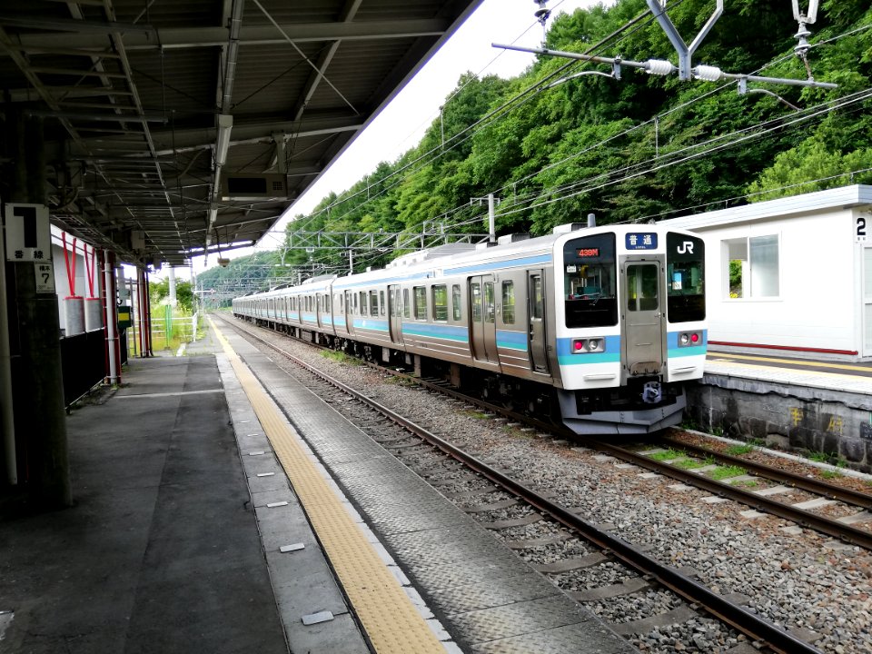 Central Japan Railway Ku Ha 211-2