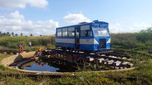 Casilda Cuba turntable2 photo