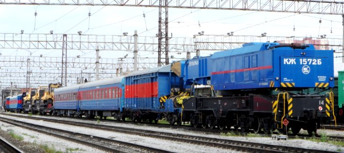 Emergency-repair-recovery train (04)