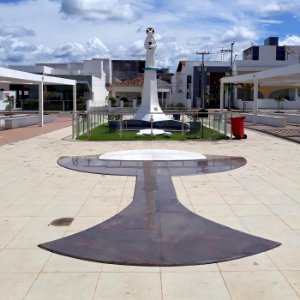 Estátua na Praça do Milagre Eucarístico, Sousa (PB)