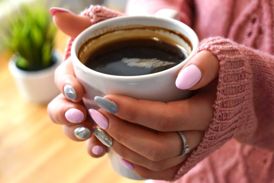 Eating breakfast nails