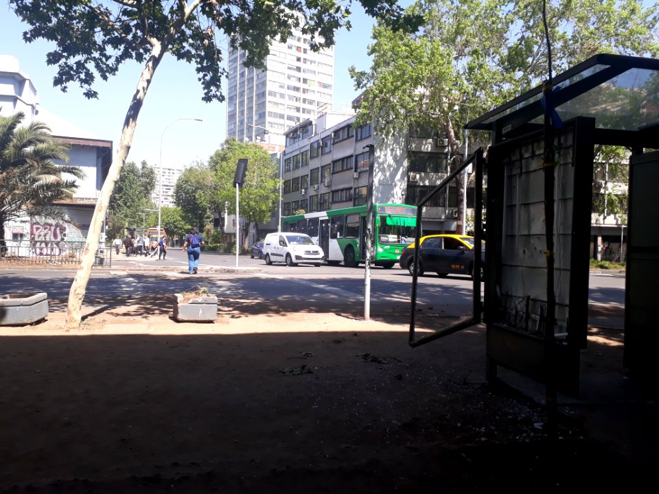 Esquina Eulogia Sanchez con Vicuña Mackenna