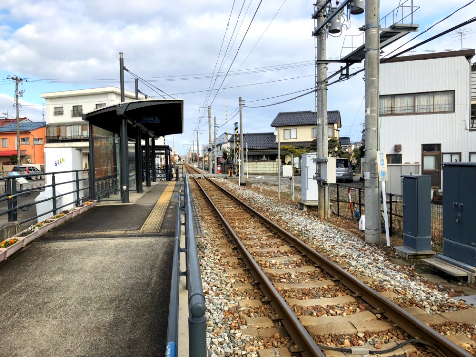 Etchu-Nakajima Station(3)