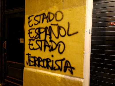 Espainiako estatuaren kontrako pintadak - Donostia