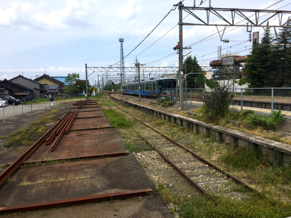 Etchū-Daimon Station(17)