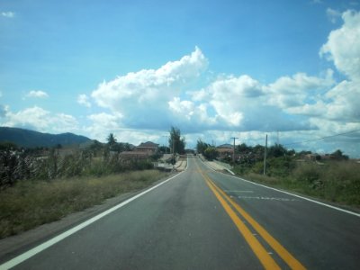 Entrada de Major Sales (RN), sentido sul-norte