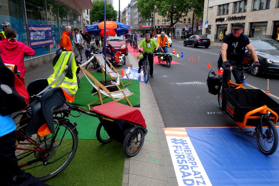 Düsseldorf Oststraße, Demo für Fahrradspuren während der Corona-Krise, 23. Mai 2020 (7)