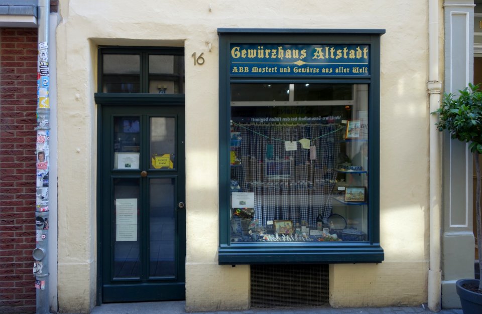 Düsseldorf, Gewürzhaus Altstadt, Kapuzinergasse (Juli 2020)