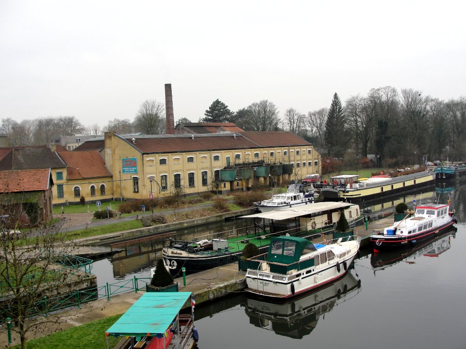 Deûle, port, distillerie Wambrechies (59)