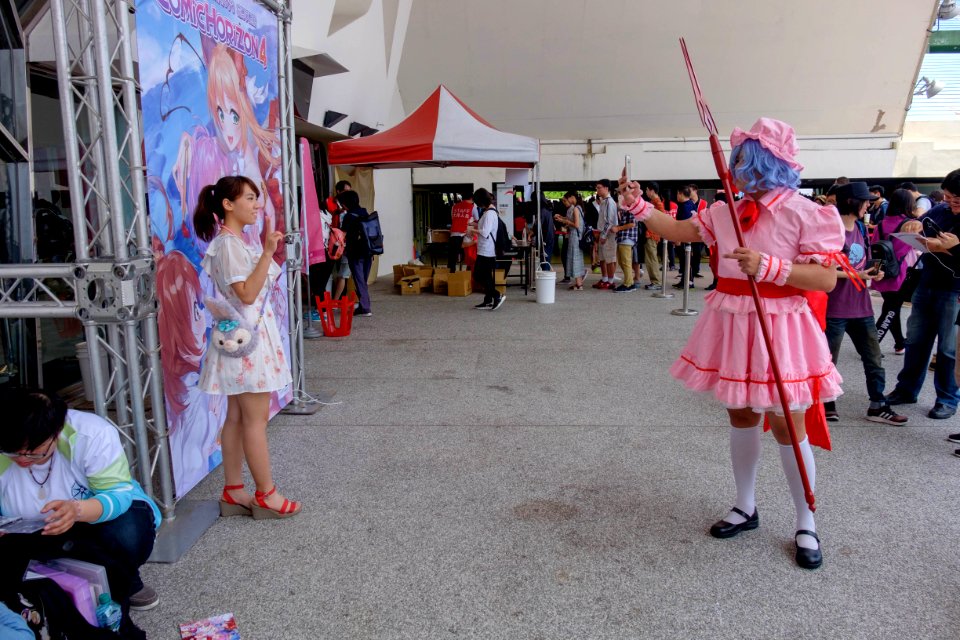 Cosplayer of Remilia Scarlet, The Embodiment of Scarlet Devil Photographing Girl in CH4 20180505