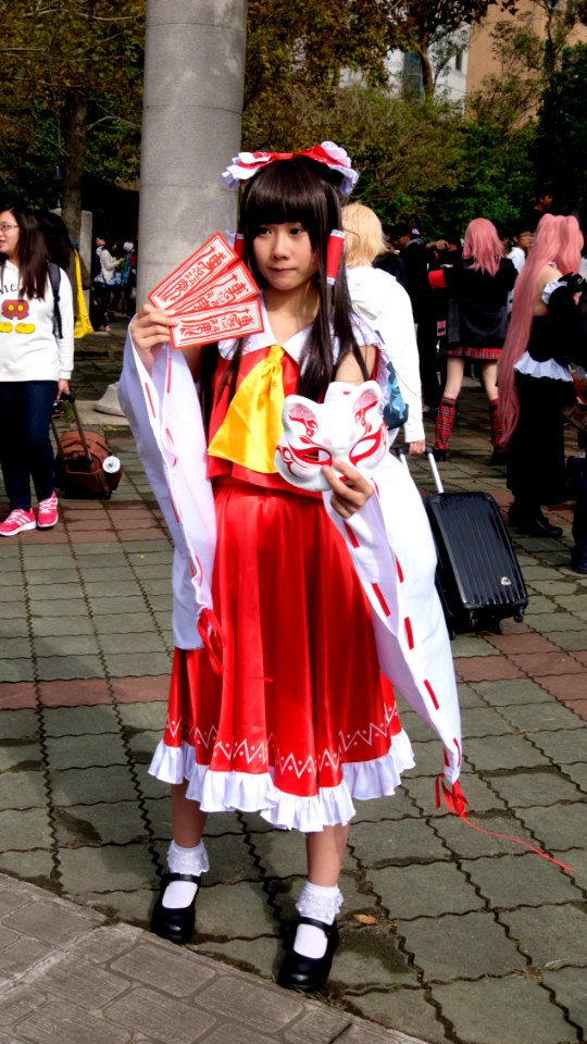 Cosplayer of Reimu Hakurei, Touhou Project at CWT41 20151212