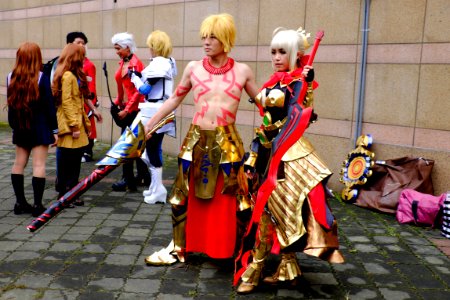 Cosplayers of Gilgamesh and Nero Claudius, Fate Extra CCC at CWT40 20150809a