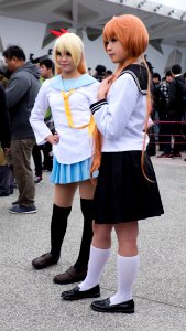 Cosplayers of Chitoge Kirisaki and Marika Tachibana in FF25 20150131