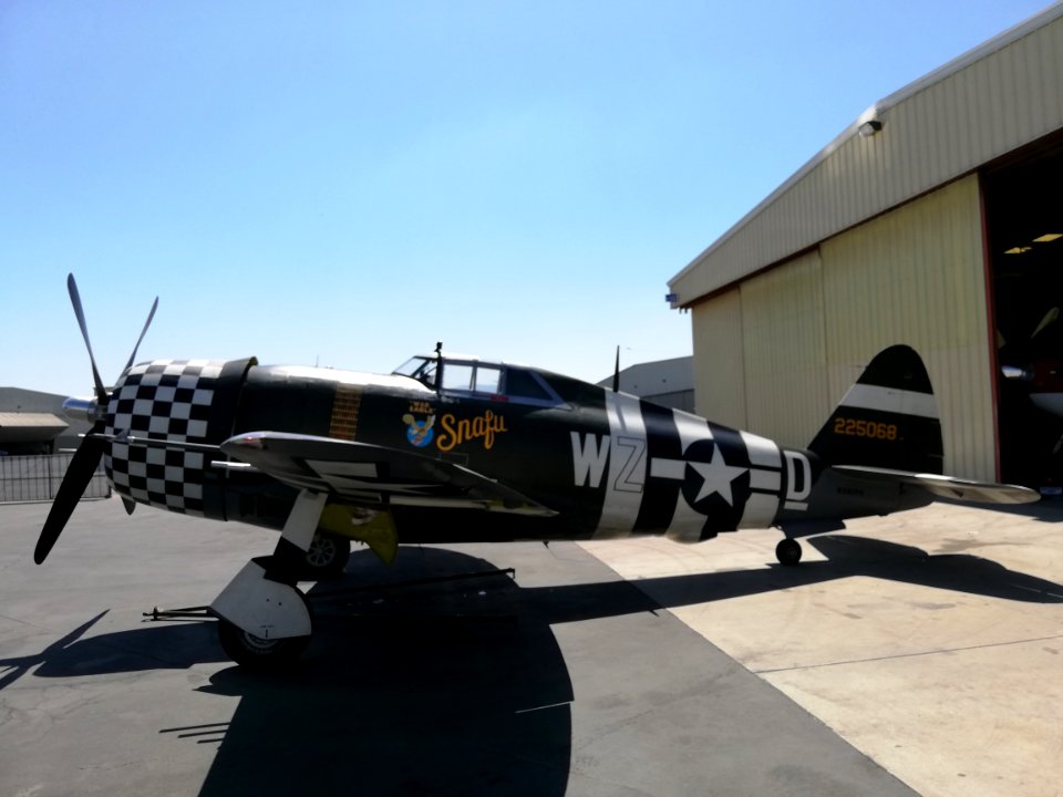 Curtiss-Wright P-47G-10-CU - TP-47G-CU Thunderbolt 'WZ-D - 225068' (G-CDVX) (26024429021)
