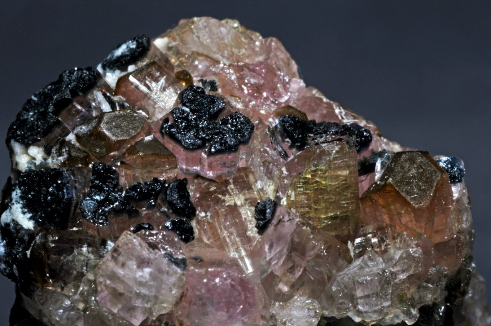 Elbaite (Afghanistan) 4