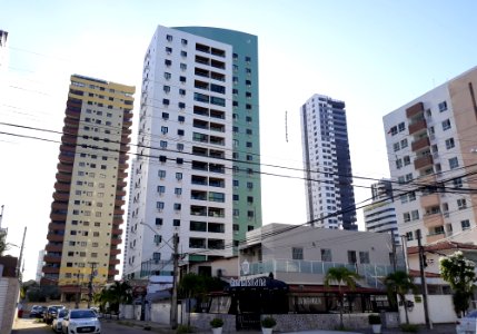 Edifícios residenciais no bairro Manaíra, João Pessoa (PB)