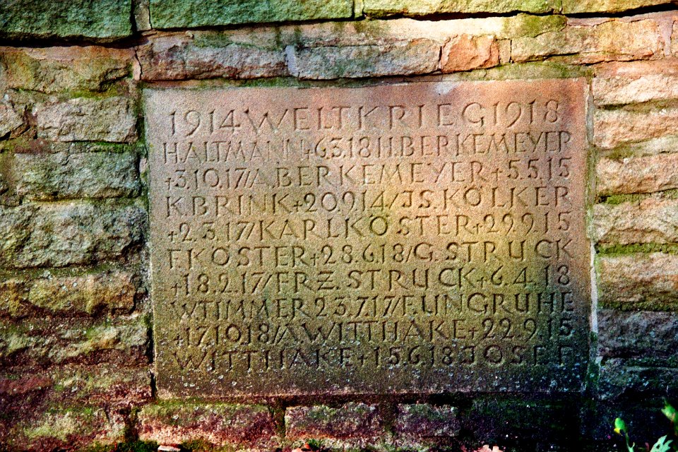 Ehrenmal Obersteinbeck 4