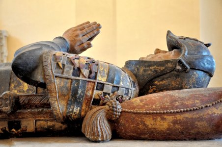 Effigie du chevalier Philippe Pot (détails)