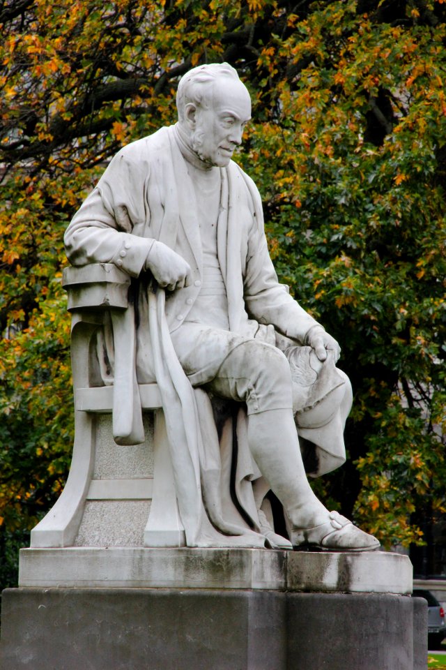Dublin Trinity College George Salmon Statue 03