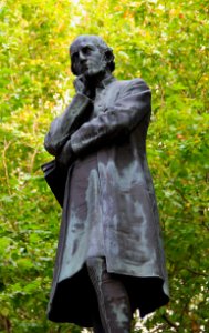 Dublin William Conyngham Statue 03