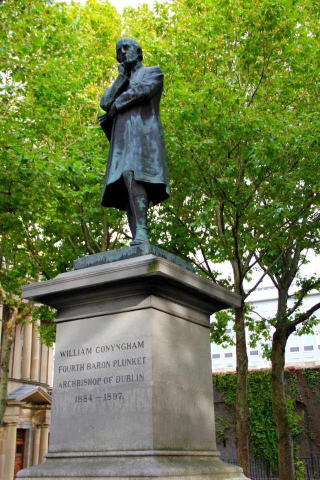 Dublin William Conyngham Statue 01