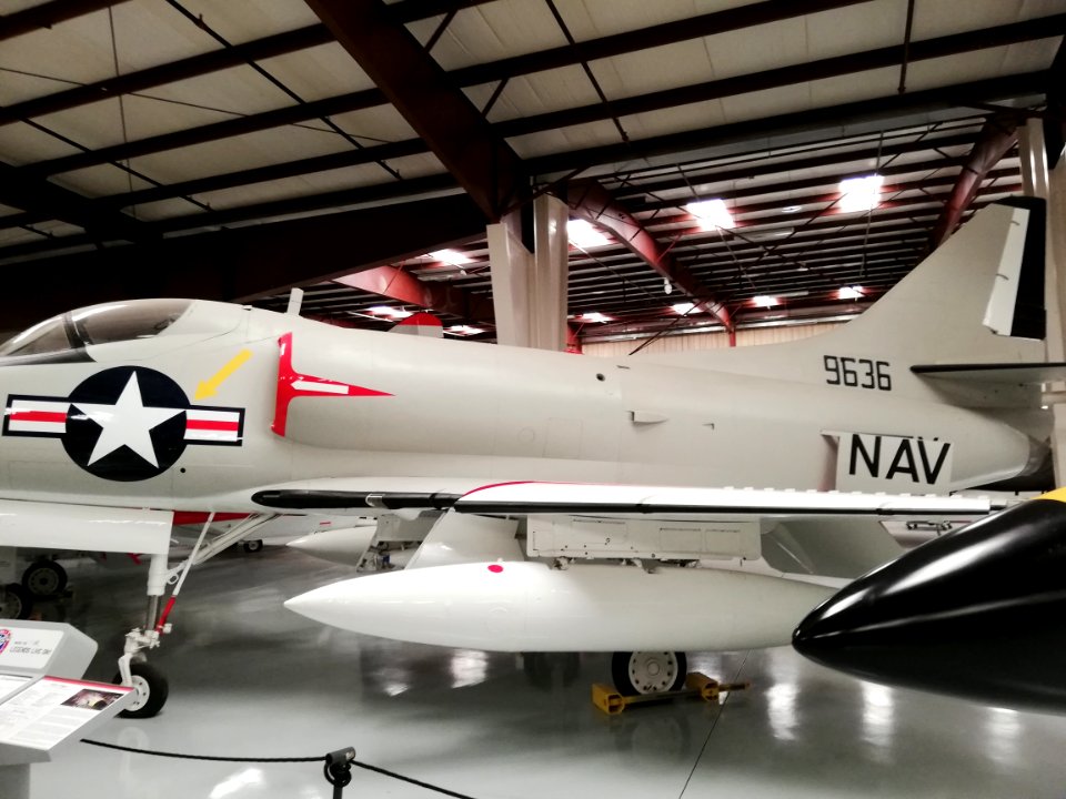 Douglas A-4C Skyhawk ‘Navy - 9636’ (25484716049)