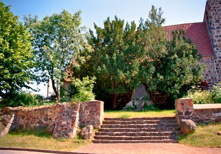 Dorfkirche Schermen Kriegerdenkmal 1