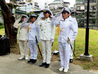 Admiral Cosplayers Salute to Photographers 20140705