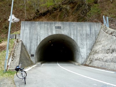 Aburazaka tonnel gihu