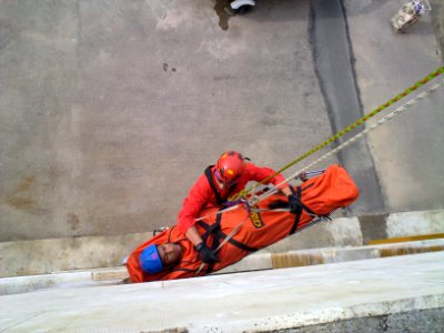 A symbolic maneuver to save a damaged person from height in Nishapur 06