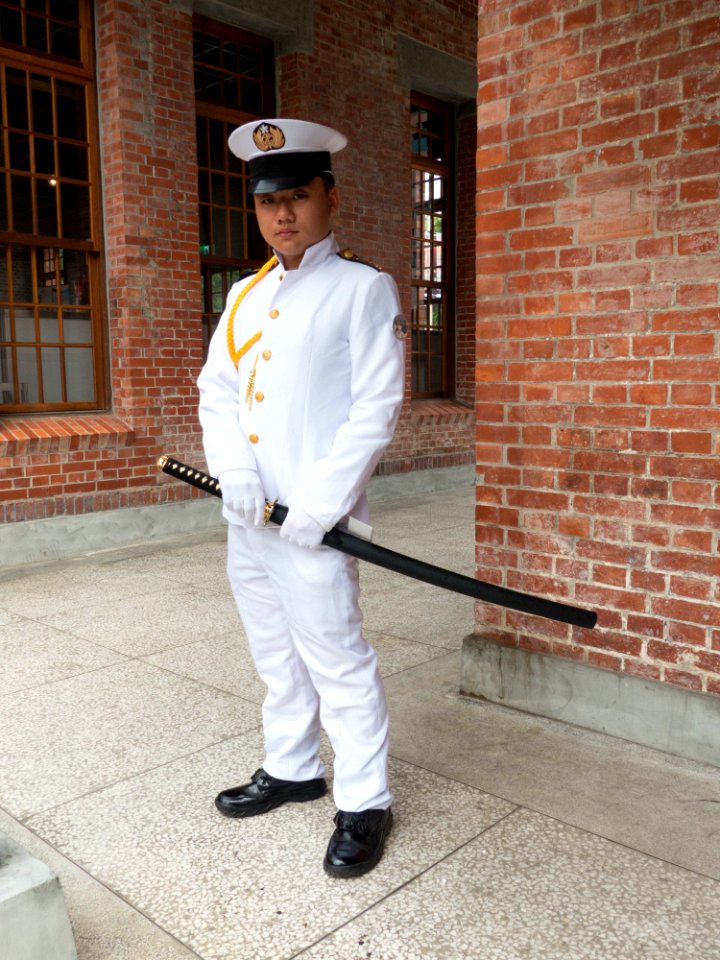 Admiral Cosplayer with Sabre 20140705
