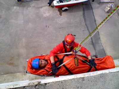 A symbolic maneuver to save a damaged person from height in Nishapur 05