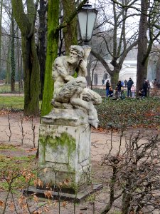 Łazienki Królewskie Satyr 01