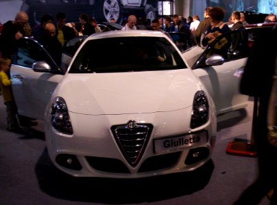 Alfa Romeo Giulietta front Poznan 2011 photo