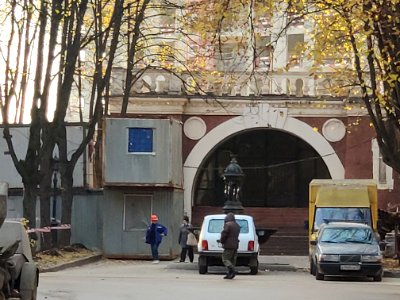 Alekseevskaya pumping station vestibule