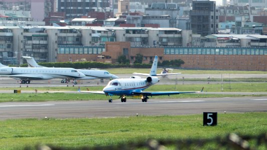 AIDC IAI Astra B-20001 Taxiing at Taipei Songshan Airport 20161124a