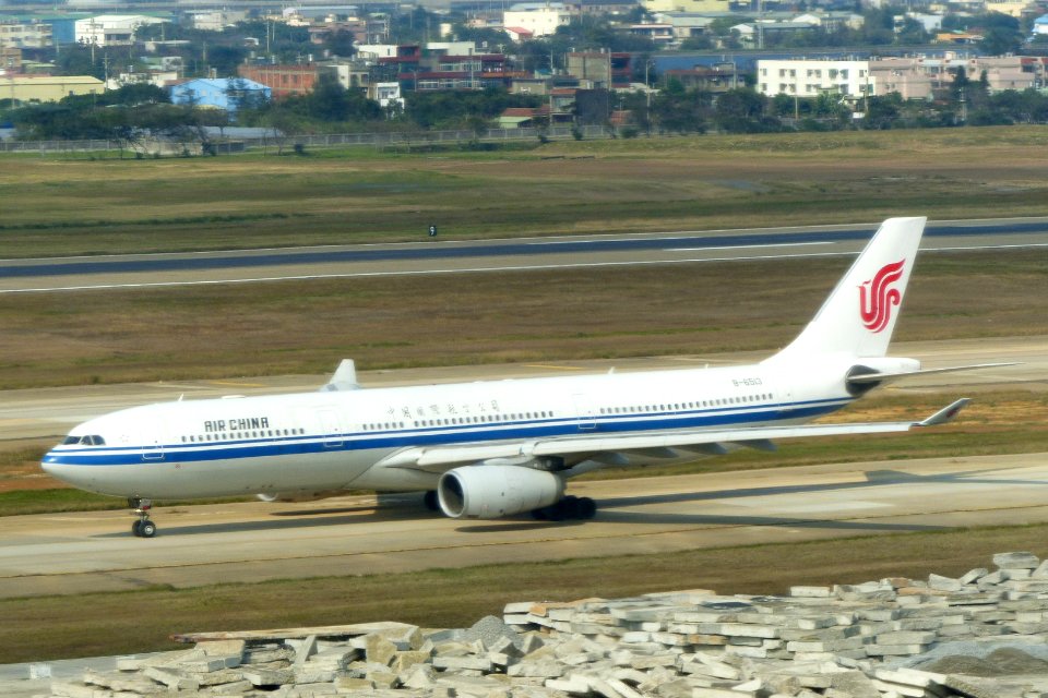 Air China Airbus A330-343X B-6513 Taxiing at Taoyuan International Airport 20131231